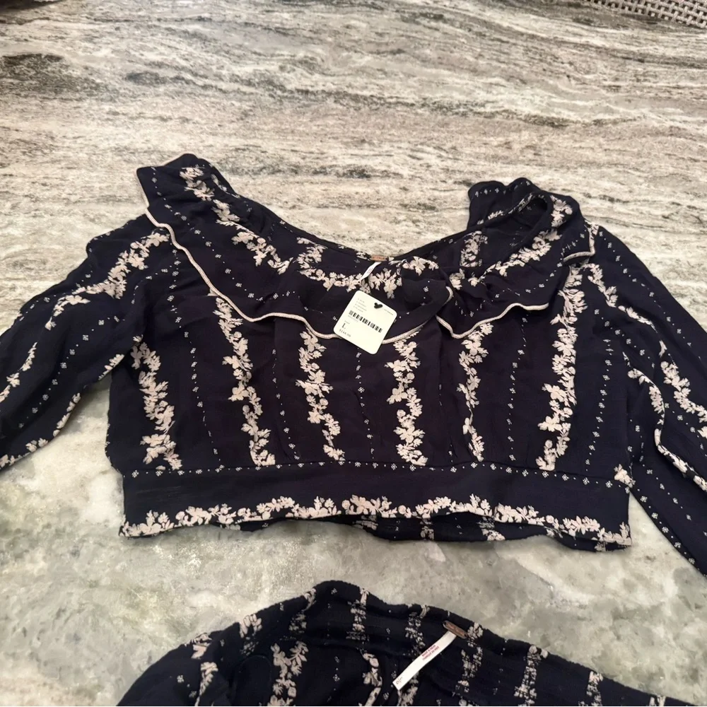 Free People Black and White Textured Top - Picture 4 of 4